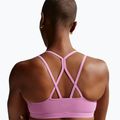 Biustonosz treningowy Nike Zenvy Strappy Light-Support light magenta/white 4