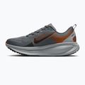 Buty do biegania męskie Nike Vomero 18 cool grey/safety orange/wolf grey/black 2