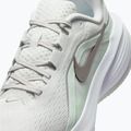 Buty do biegania damskie Nike Downshifter 14 off white/barely green/metallic silver 3