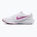 Buty do biegania damskie Nike Revolution 8 white/orange pulse/light magenta 2