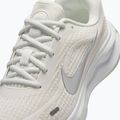 Buty do biegania damskie Nike Journey Run summit white/metallic silver 3
