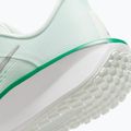 Buty do biegania damskie Nike Quest 6 barely green/white/metallic silver 4