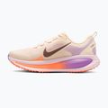 Buty do biegania damskie Nike Vomero 18 chalk/pink foam/bright violet/tattoo 2