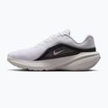 Buty do biegania damskie Nike Downshifter 14 white/summit white/metallic silver 2