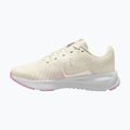Buty do biegania damskie Nike Run Defy sail/white/pink rise/pink smoke 2