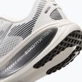 Buty do biegania damskie Nike Vomero 18 summit white/sail/metallic silver 6