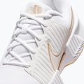 Buty do tenisa damskie Nike GP Challenge Pro white/summit white/linen/light orewood brown 4