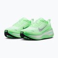 Buty do biegania damskie Nike Vomero Plus white/illusion green/metallic silver 3
