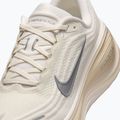 Buty do biegania męskie Nike Vomero Plus sail/coconut milk/metallic silver 5
