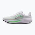 Buty do biegania damskie Nike Quest 7 white/illusion green/metallic silver 2