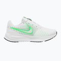 Buty do biegania damskie Nike Run Defy white/cucumber calm/black/illusion green