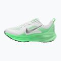 Buty do biegania damskie Nike Vomero 18 white/illusion green/metallic silver 2