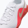 Buty piłkarskie dziecięce Nike Jr. Tiempo Maestro Club White/Bright Crimson/Blur 5