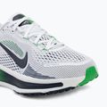 Buty do biegania Nike Vomero 18 white/green spark/midnight navy 7