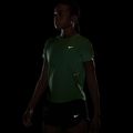 Koszulka do biegania damska Nike Swift Dri-Fit illusion green 7
