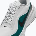 Buty do biegania męskie Nike Revolution 8 Utility off white/bright spruce/black 5