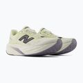 Buty do biegania damskie New Balance FuelCell Rebel V5 pistachio butter/sea salt 4