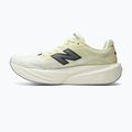 Buty do biegania męskie New Balance FuelCell Rebel V5 pistachio butter/digital mist 2