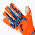 Rękawice bramkarskie Reusch Attrakt SpeedBump Guardian shocking orange/blue 4