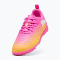Buty piłkarskie dziecięce PUMA Future 9 Play TT poison pink/puma wht/sun stream/bright aqua/puma blk 4