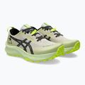 Buty do biegania damskie ASICS Gel-Trabuco 12 oatmeal/black 10