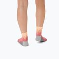 Skarpety ASICS Performance Run Quarter bright orange/black 5