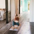 Mata do jogi Yoga Design Lab Cork 5.5 mm mandala white 8