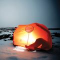 Namiot awaryjny dwuosobowy Lifesystems Survival Shelter 2 orange 3