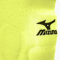Nakolanniki siatkarskie Mizuno VS1 Kneepad żółte Z59SS89142 4