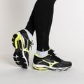Buty do biegania męskie Mizuno Wave Ultima 13 czarne J1GC221852 2