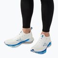 Buty do biegania męskie Mizuno Wave Neo Wind white/8401 c/peace blue 4