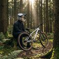 Kask rowerowy ATTABO State 1.0 full face srebrny 11