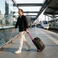 Walizka podróżna KADVA Mons 40 l czarny 20