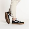 Buty Vans UA Old Skool black/medium gum 2
