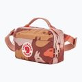 Saszetka nerka Fjällräven Kanken Graphics Hip Pack chalk rose/hidden animals 2