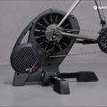 Trenażer rowerowy Elite Direto Xr-T with Riser Block  5