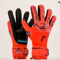 Rękawice bramkarskie Reusch Attrakt Grip Evolution Finger Support bright red/future blue/black 10