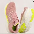 Buty do biegania damskie New Balance Fresh Foam X More v4 pink moon 19