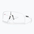 Okulary przeciwsłoneczne Oakley Sutro matte white/clear to black photochromic 6
