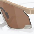 Okulary przeciwsłoneczne Oakley Bxtr Patrick Mahomes II matte terrain tan/prizm tungsten 9