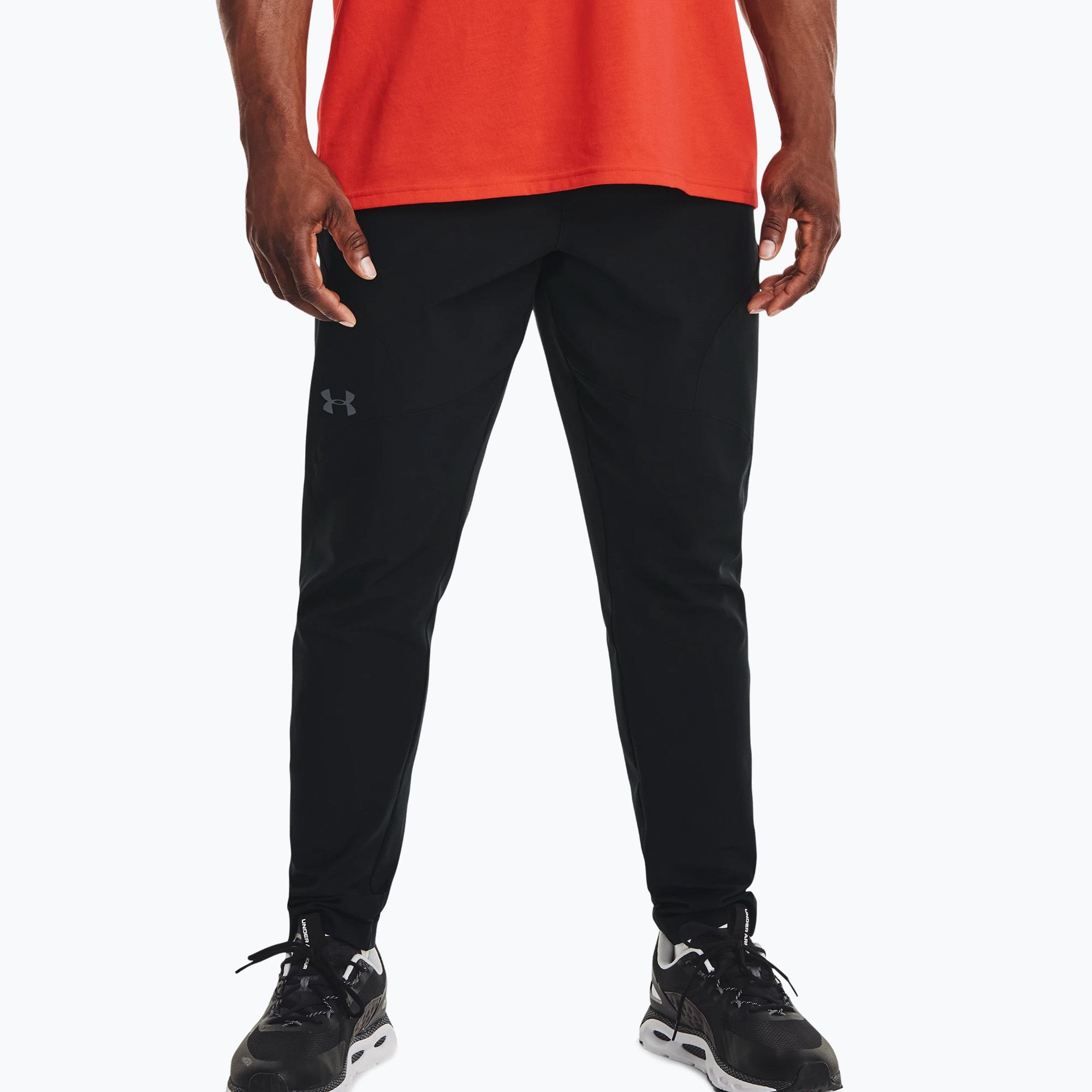 Spodnie treningowe męskie Under Armour Unstoppable Tapered black/pitch gray 