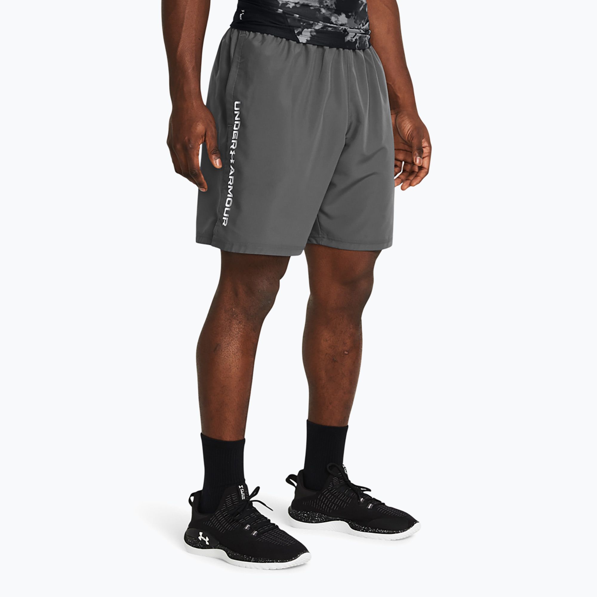 Spodenki treningowe męskie Under Armour Woven Wordmark castlerock/white 