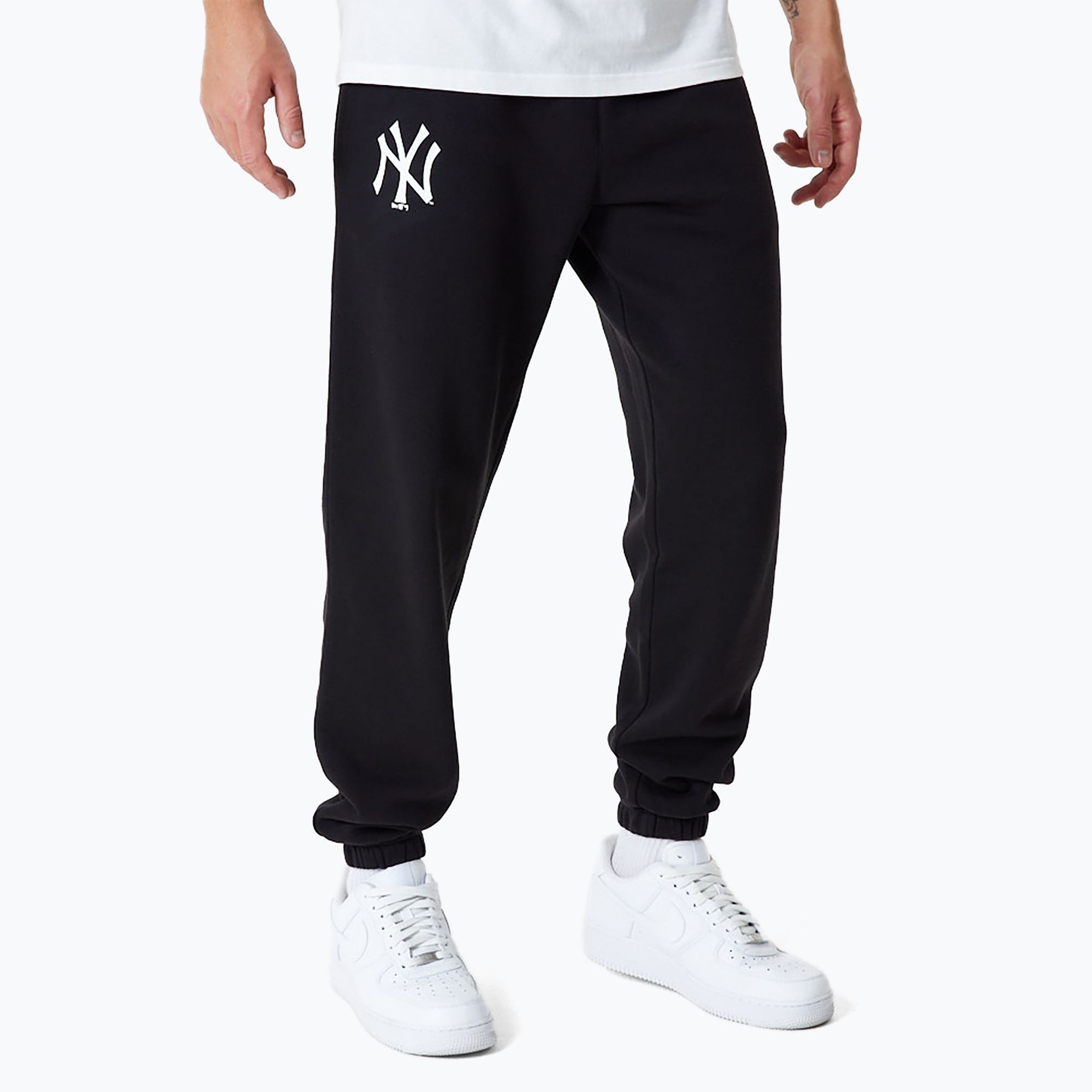 Spodnie męskie New Era MLB Essentls Jogger New York Yankees black 