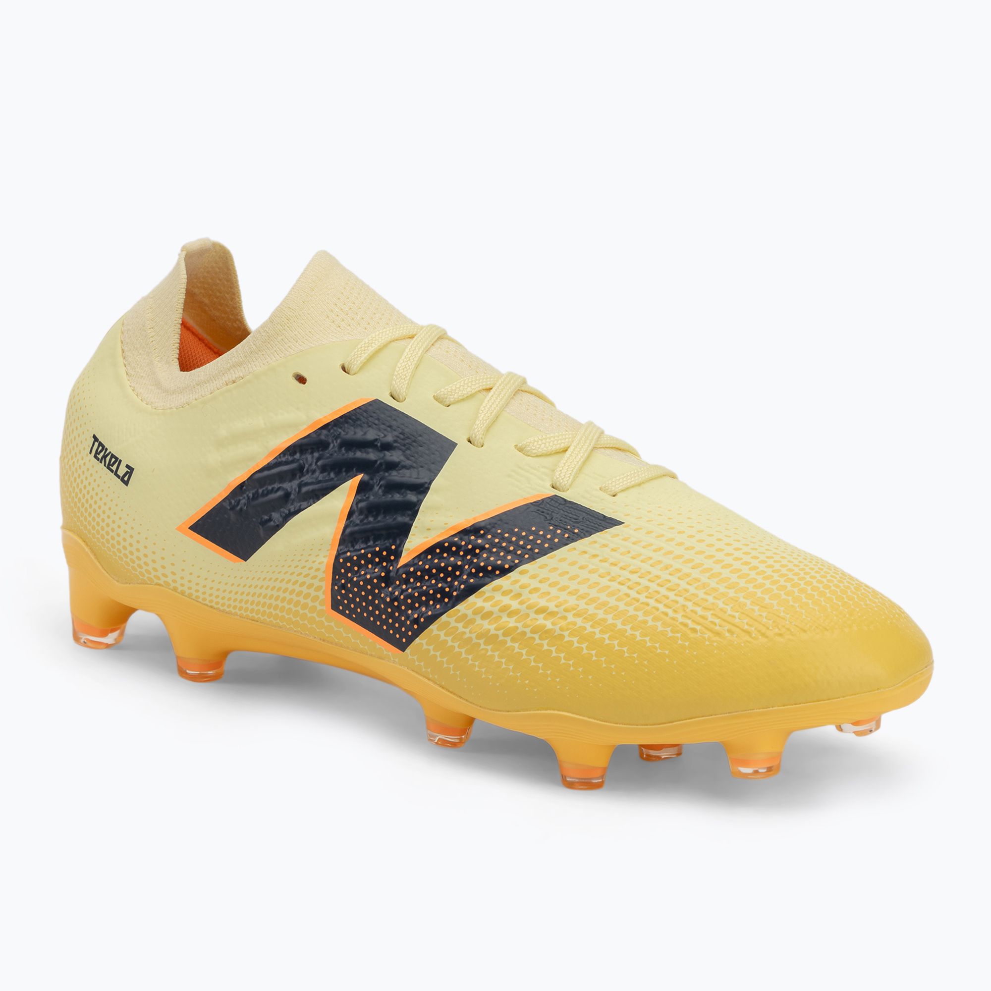 Buty piłkarskie New Balance Tekela Magia Low Laced V4 FG beige 