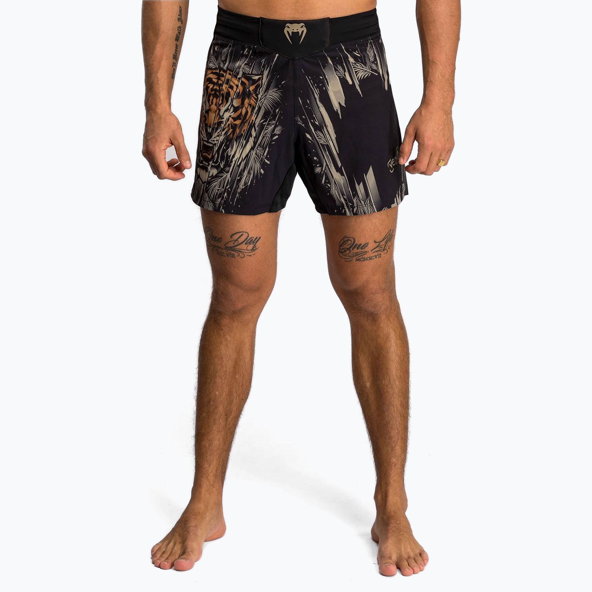Spodenki treningowe męskie Venum Tiger Men'S Fight Shorts black/neon orange 
