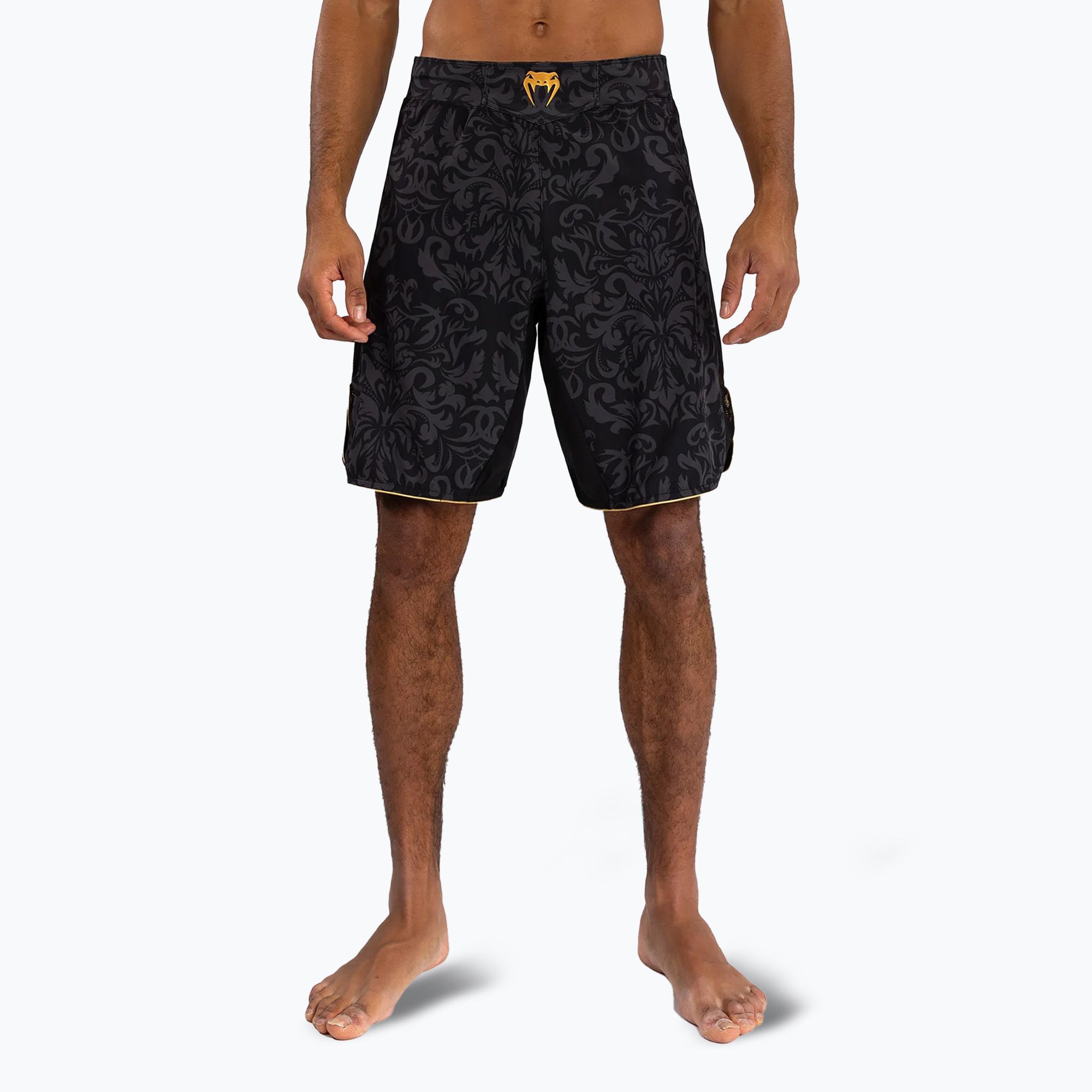 Spodenki treningowe męskie Venum x Ilia Topuria Unmatched Fight black/gold 