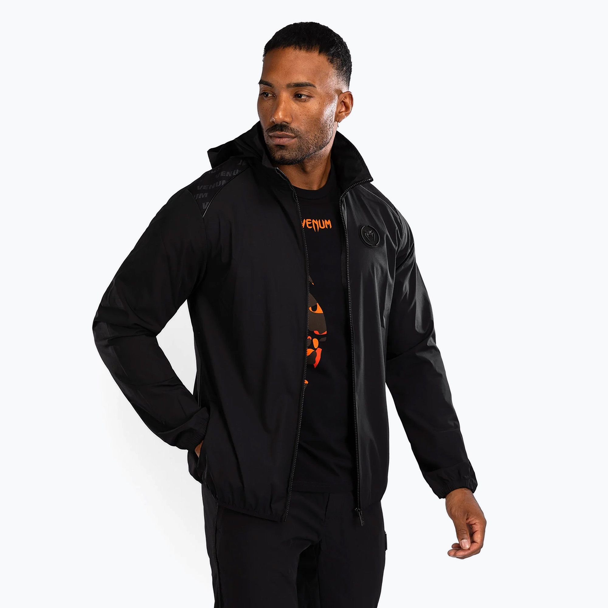 Kurtka męska Venum Cargo Light Aero Track Jackets black 