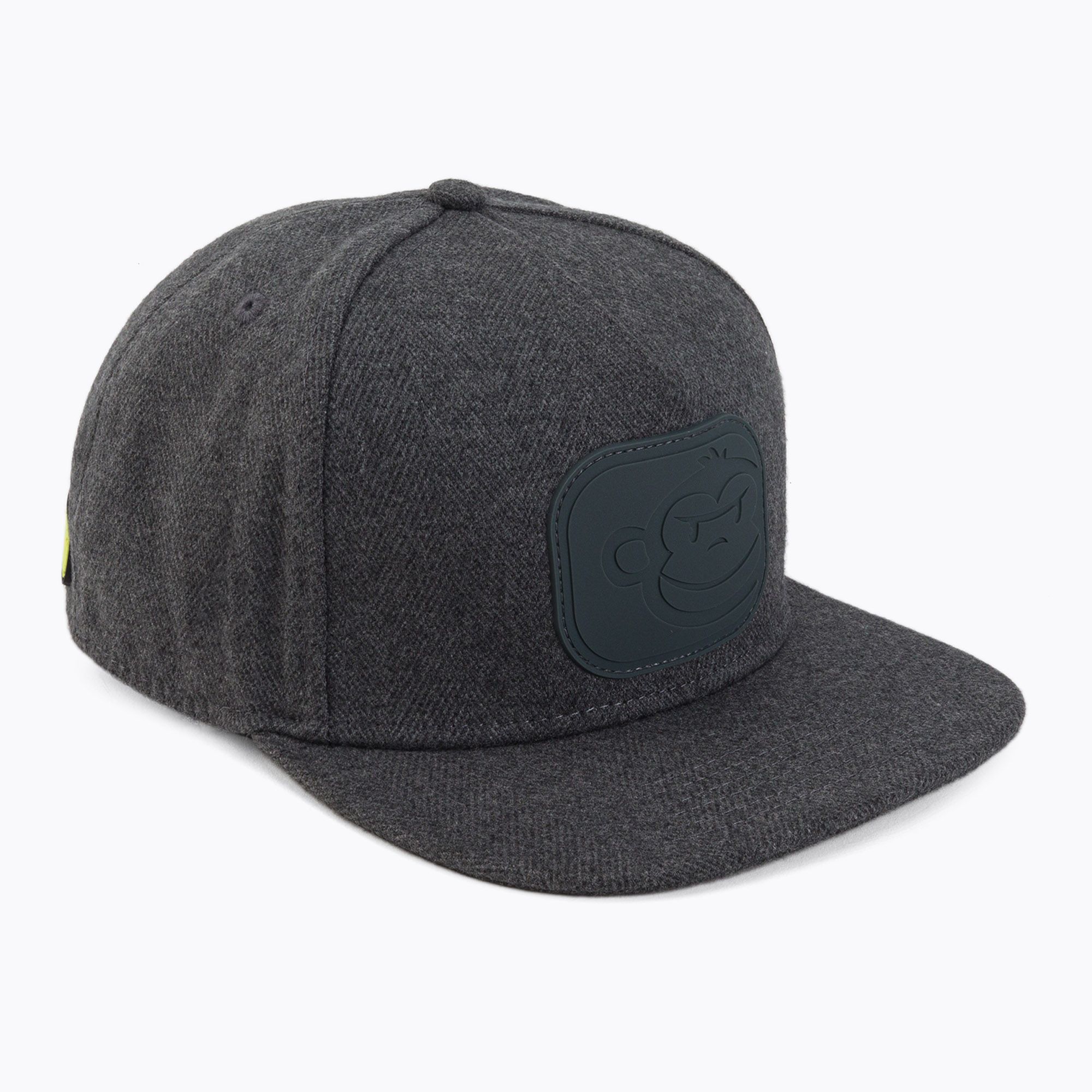 Gorro Ridge Monkey Apearel Negro con bola - Tienda Carpfishing
