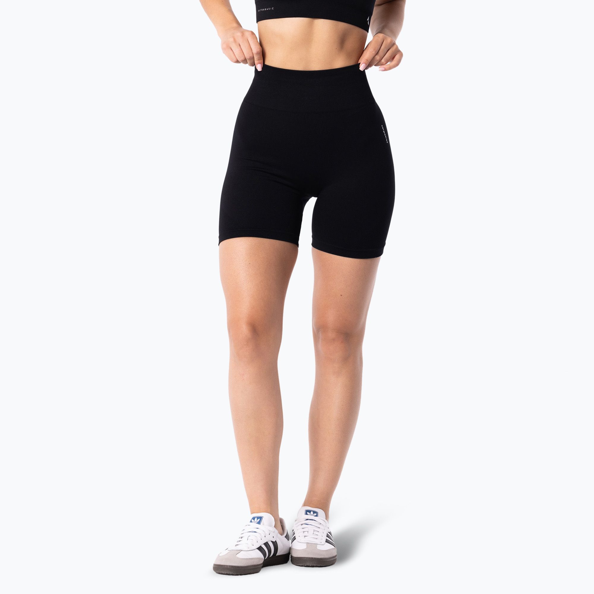 Spodenki treningowe damskie Carpatree Simply Seamless pure black 