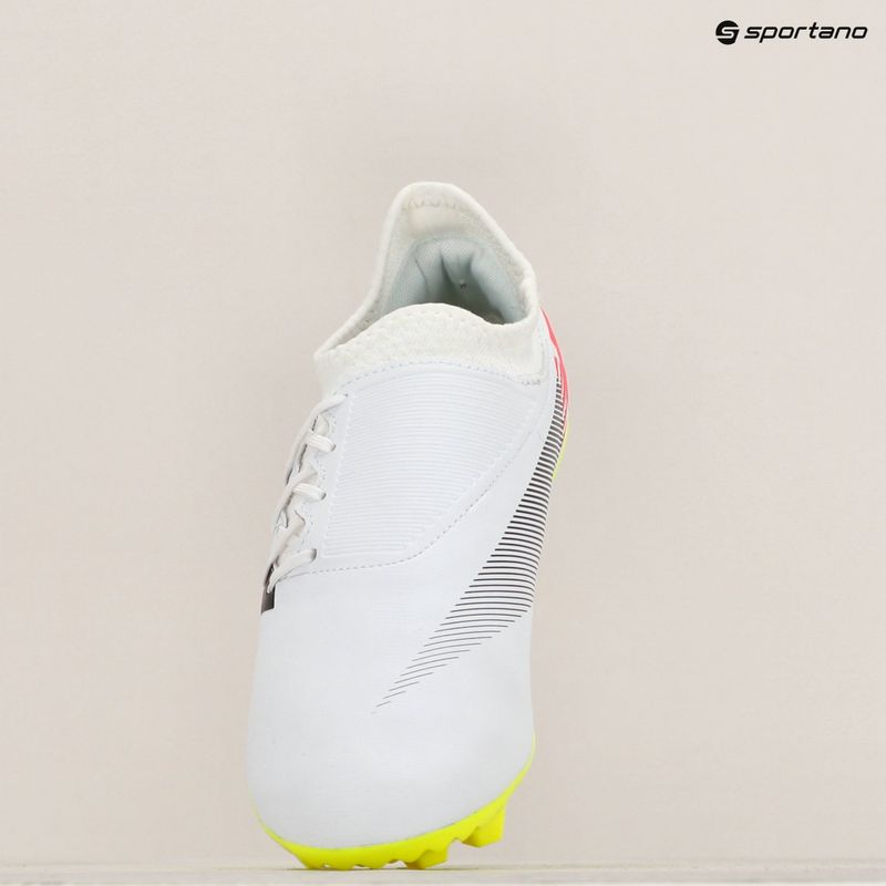 Buty piłkarskie męskie New Balance Furon Dispatch V7+ FG white 9